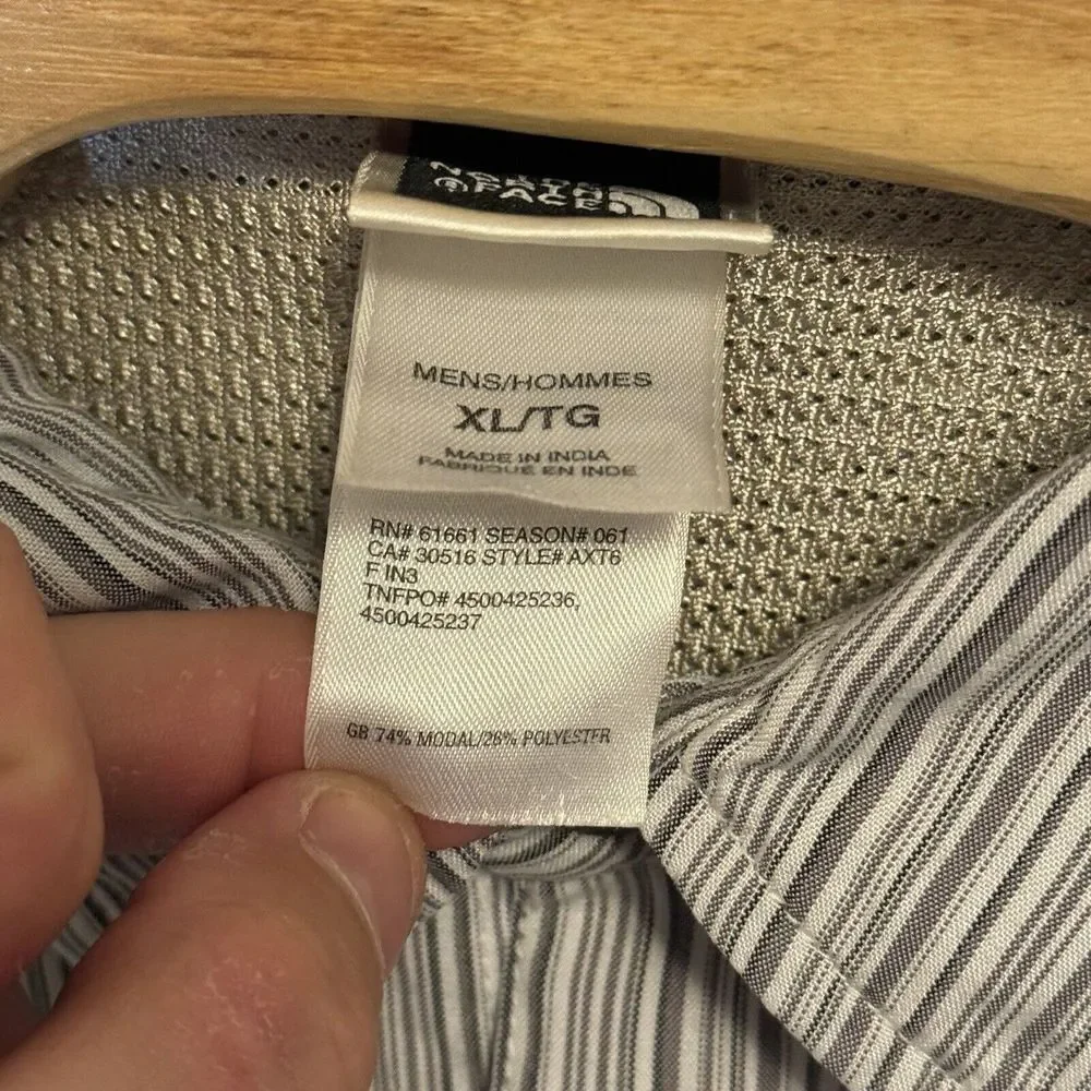 The‎ North Face Men's XL Gray Striped Short Sleeve Hiking Outdoor Button Shirt